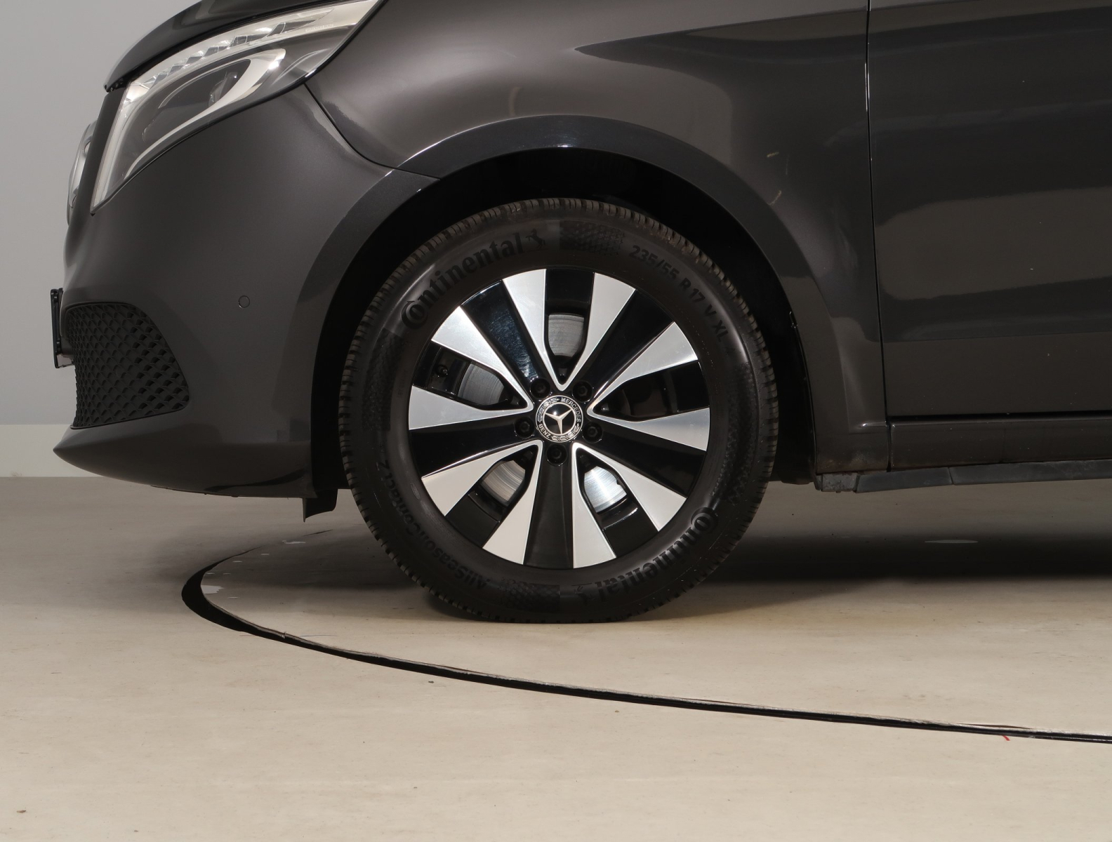 Mercedes-Benz V - 2022