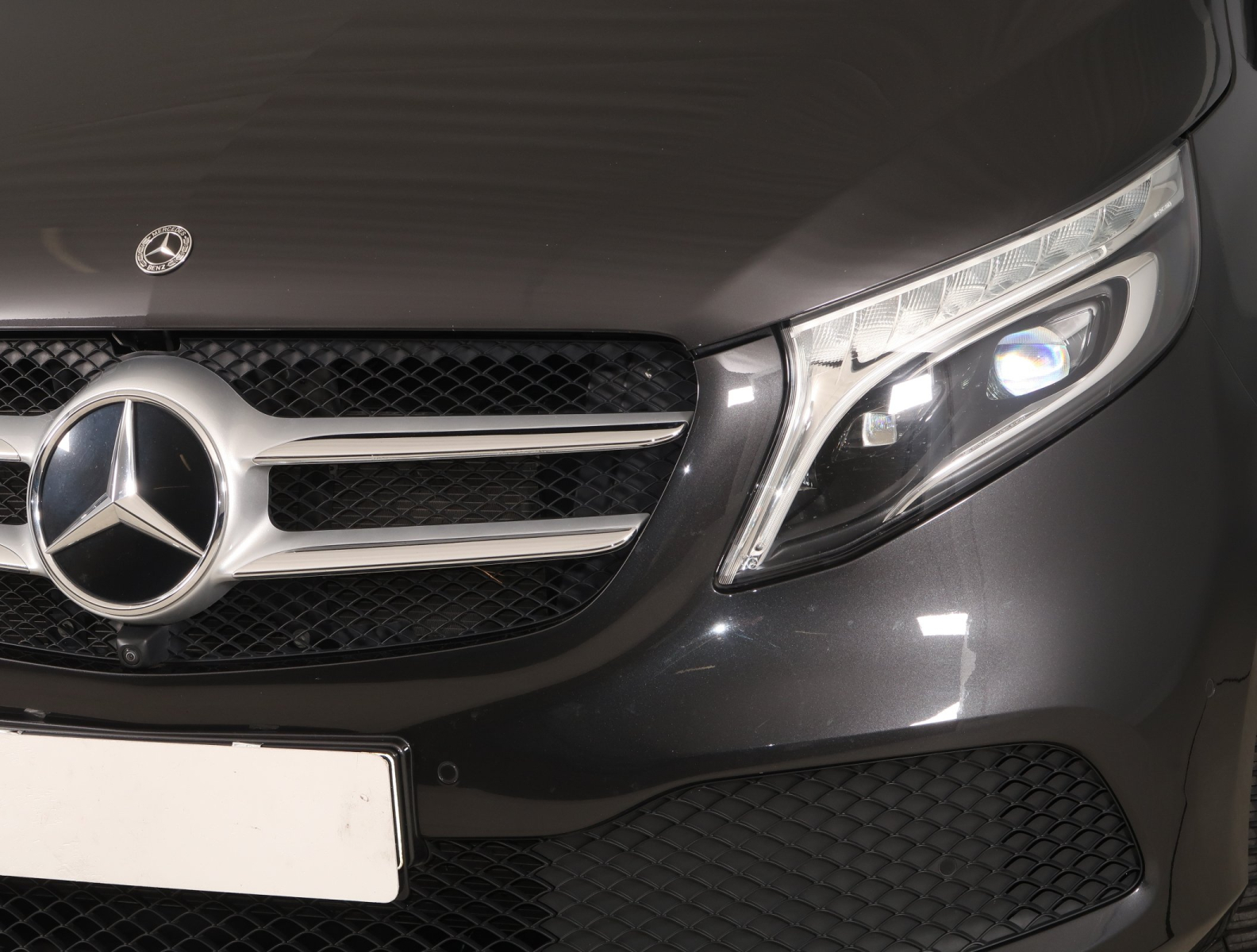 Mercedes-Benz V - 2022