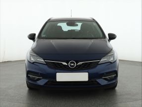 Opel Astra - 2021