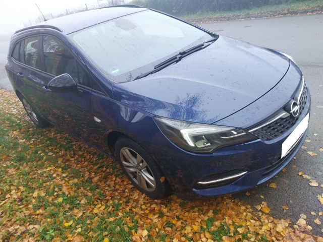 Opel Astra 2021