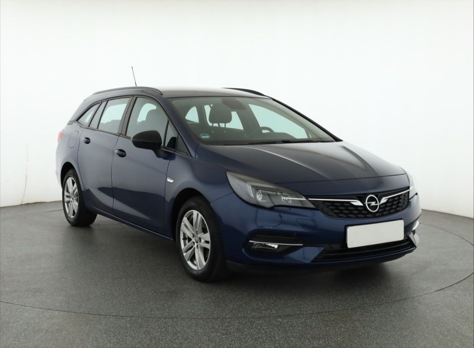 Opel Astra - 2021