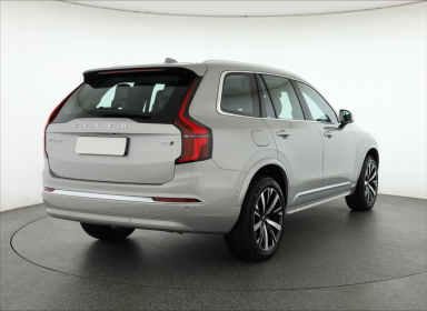 Volvo XC90 - 2025