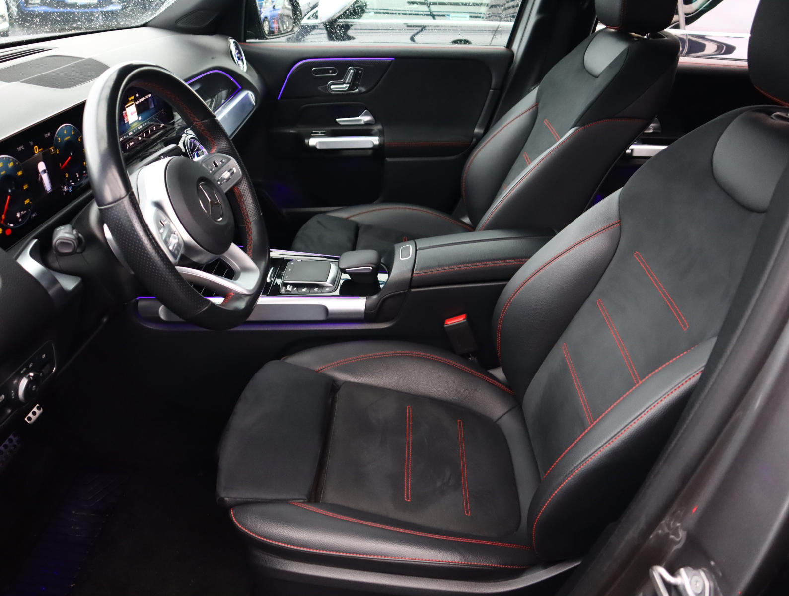 Mercedes-Benz GLB - 2022