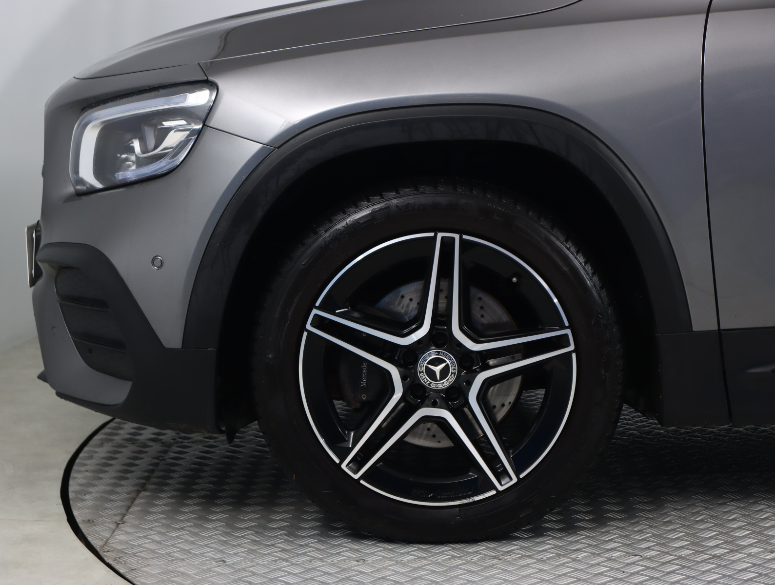 Mercedes-Benz GLB - 2022