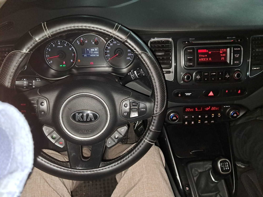 Kia Carens