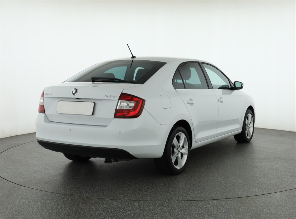 Škoda Rapid