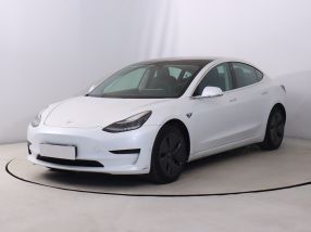 Tesla Model 3 - 2020