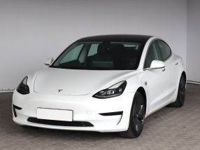 Tesla Model 3 - 2020