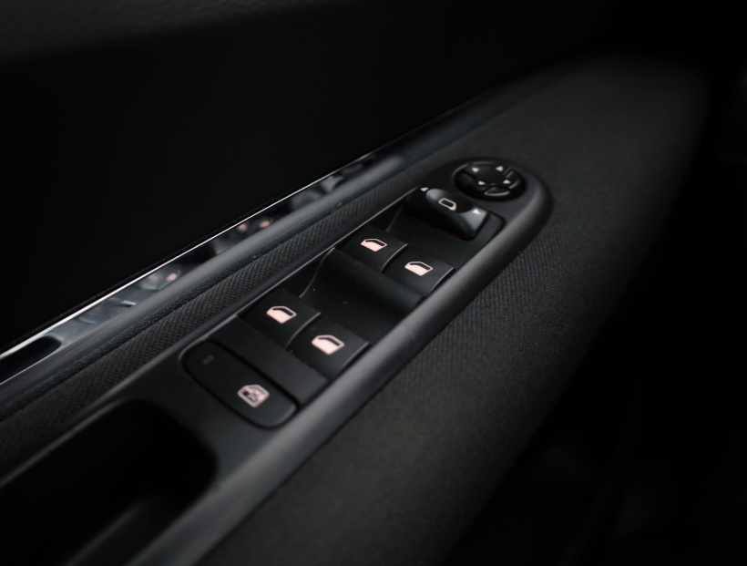 Peugeot 3008, 2015
