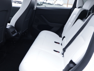 Tesla Model Y - 2021