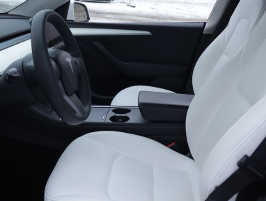 Tesla Model Y - 2021