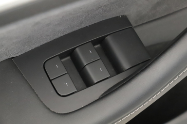 Tesla Model Y - 2021