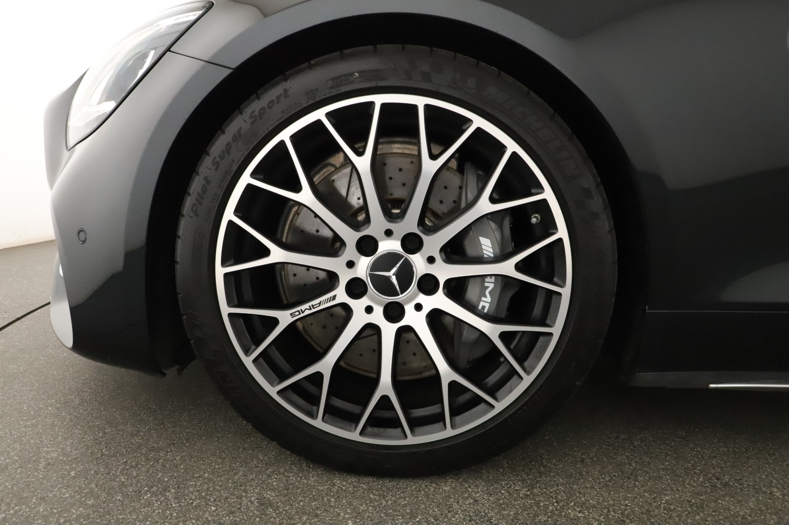 Mercedes - Benz AMG GT - 2019