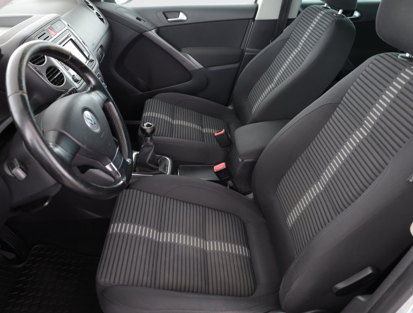Volkswagen Tiguan, 2009