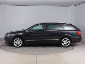 Skoda Superb - 2013