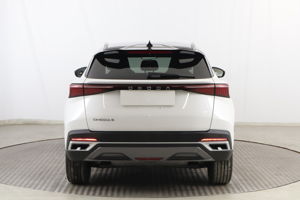 Omoda 5