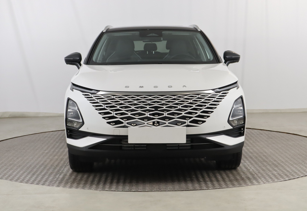 Omoda 5