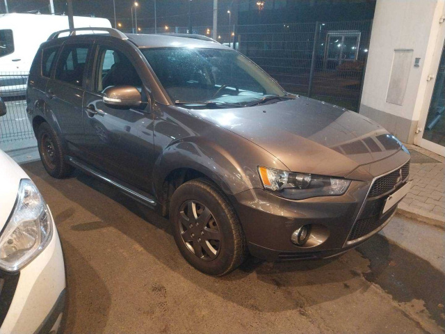 Mitsubishi Outlander 2010