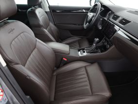 Škoda Superb - 2019