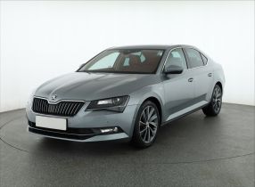 Skoda Superb - 2019