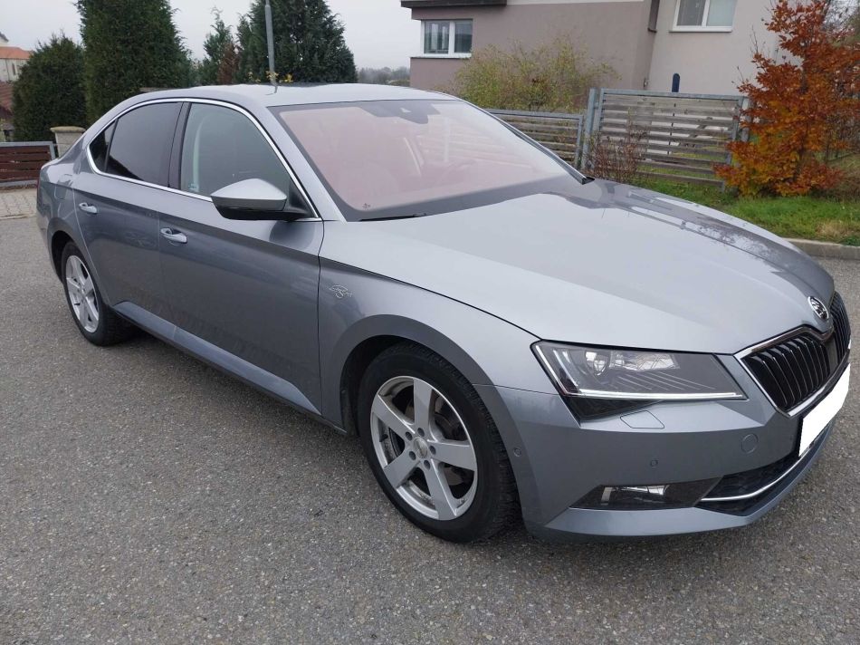 Skoda Superb - 2019