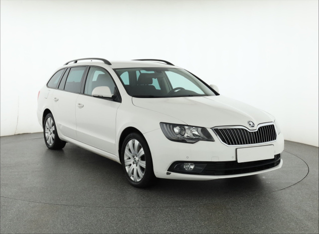 Škoda Superb 2014