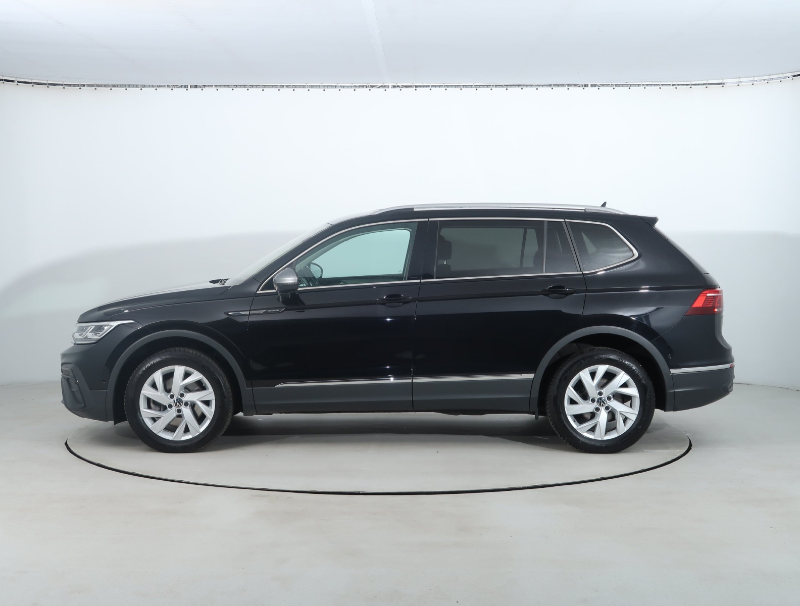 Volkswagen Tiguan Allspace - 2024