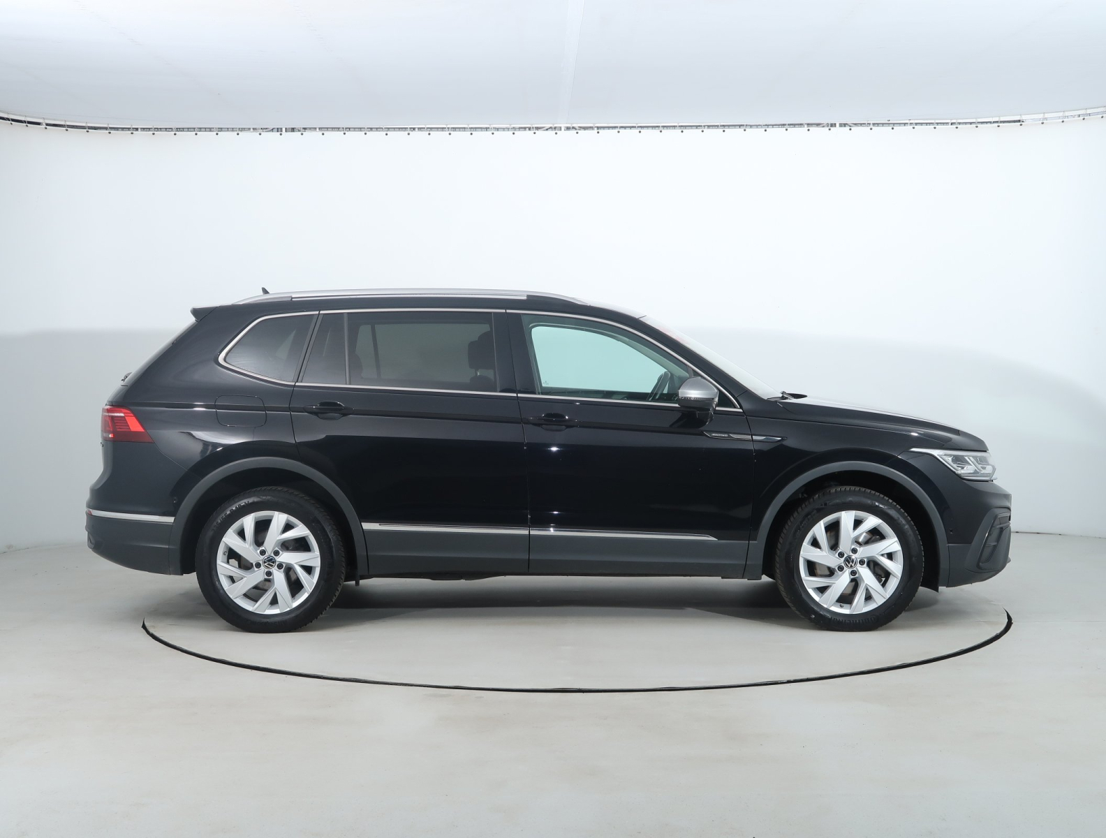 Volkswagen Tiguan Allspace - 2024