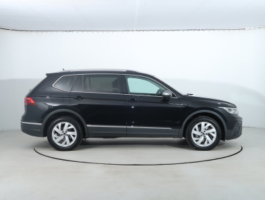 Volkswagen Tiguan Allspace - 2024