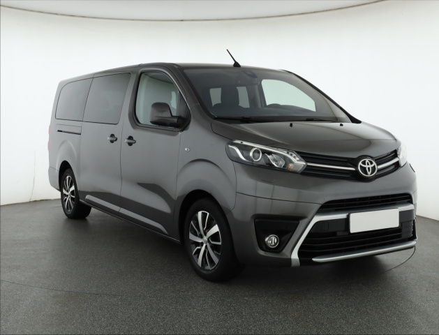 Toyota Proace Verso 2017
