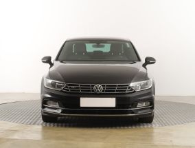 Volkswagen Passat - 2016