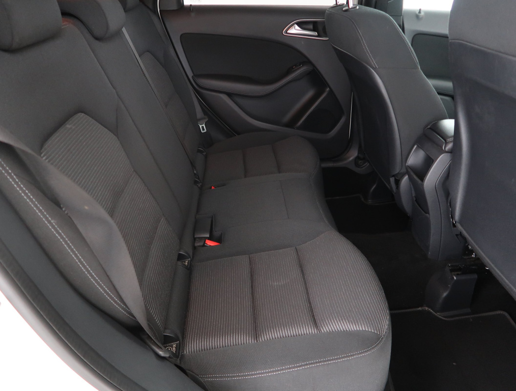 Mercedes-Benz B