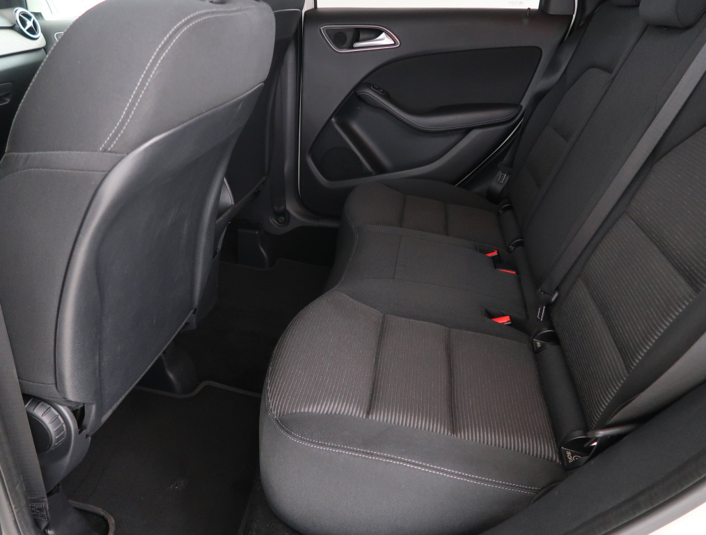 Mercedes-Benz B