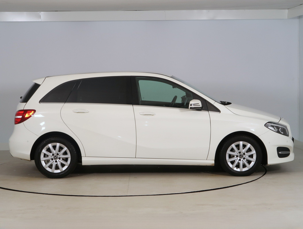 Mercedes-Benz B