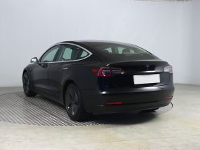 Tesla Model 3 - 2019