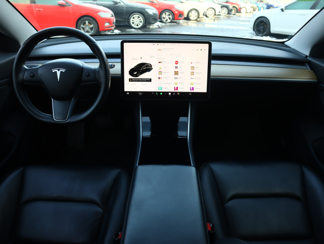 Tesla Model 3 Std Range Plus 52kWh