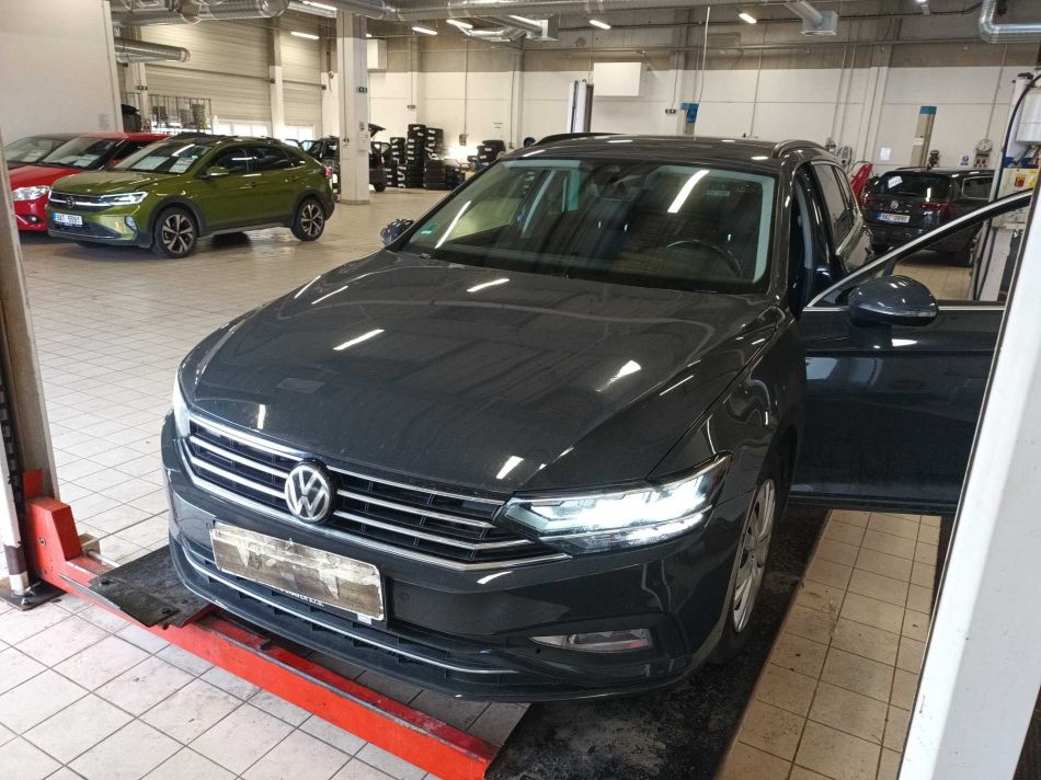 Volkswagen Passat - 2020