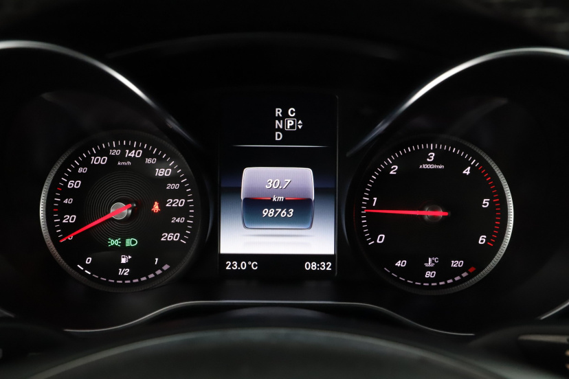 Mercedes-Benz V, 2015
