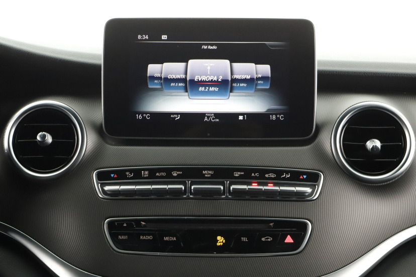 Mercedes-Benz V, 2015