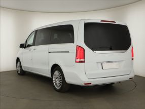 Mercedes-Benz V - 2015