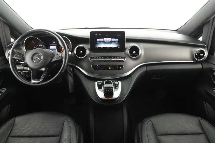 Mercedes-Benz V, 2015