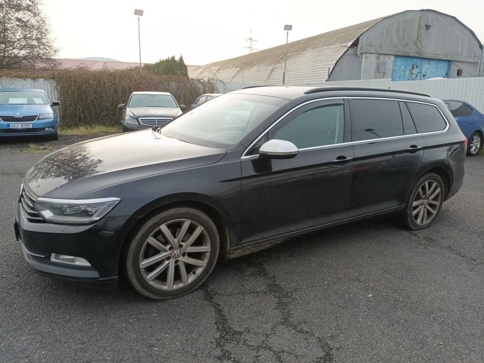 Volkswagen Passat - 2015