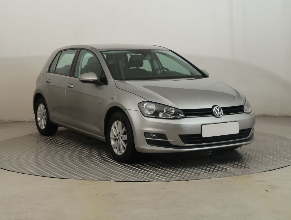 Volkswagen Golf - 2014