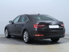 Skoda Superb - 2015