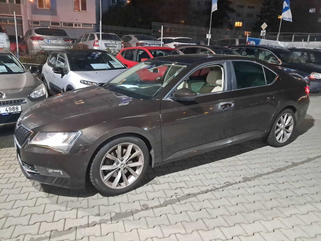 Škoda Superb 2015
