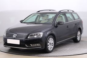 Volkswagen Passat - 2012