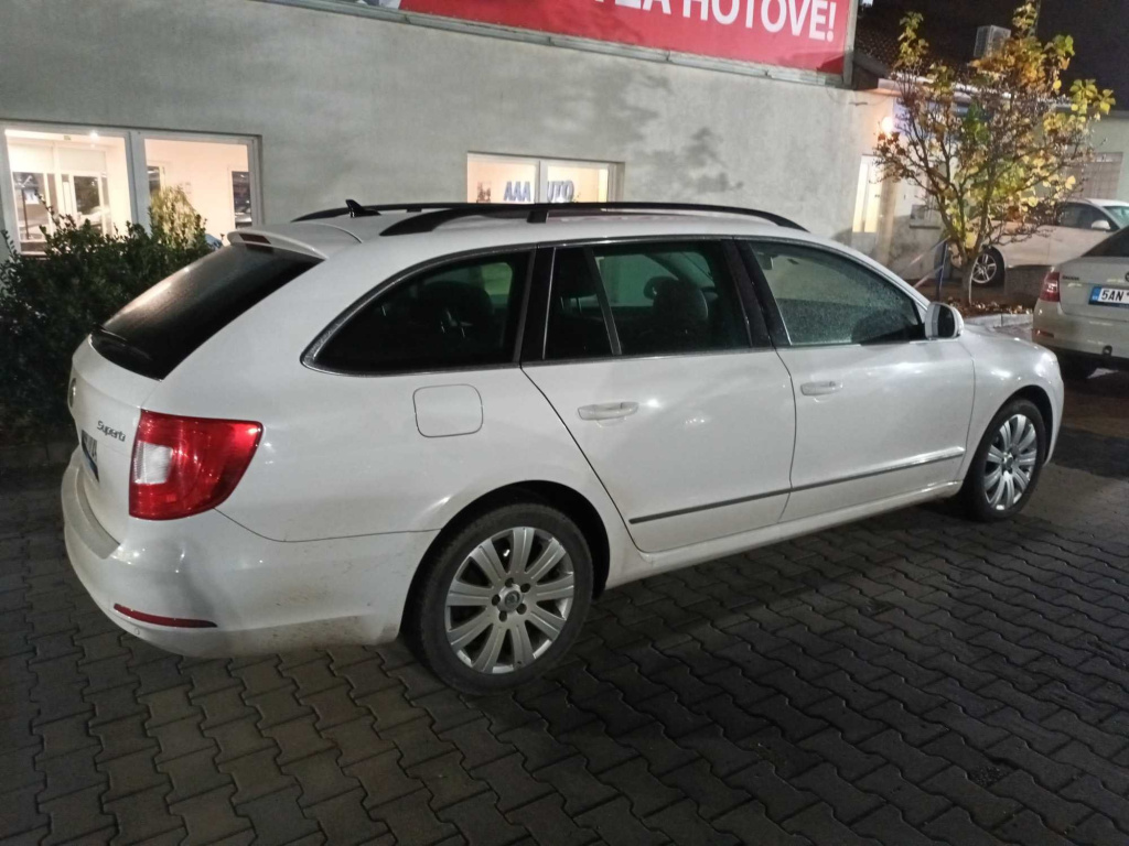 Škoda Superb