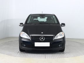 Mercedes-Benz A - 2010