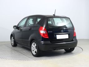 Mercedes-Benz A - 2010