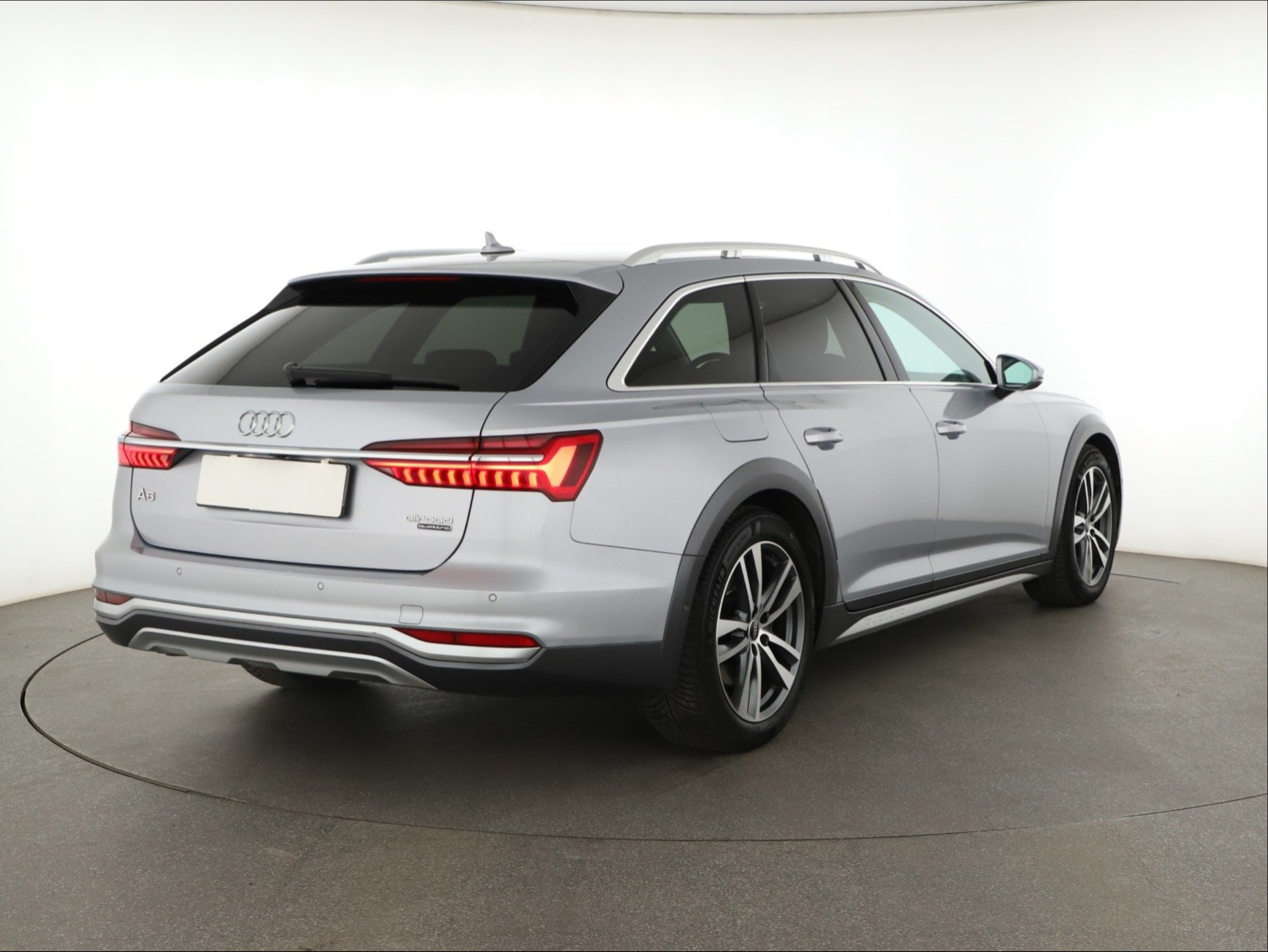 Audi Allroad - 2023